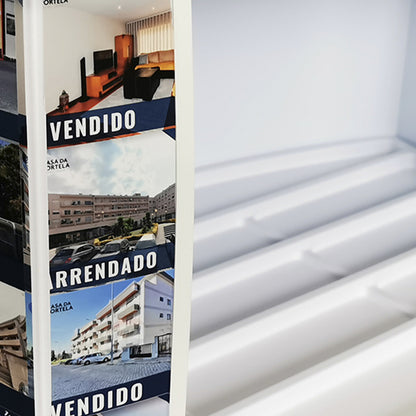 Bancada Promocional em Plástico com Bandeirola