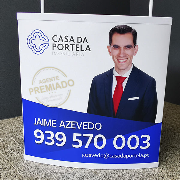 Bancada Promocional em Plástico com Bandeirola